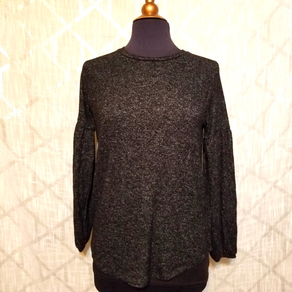 Old Navy Luxe Top Black Bell Sleeve Size Small New